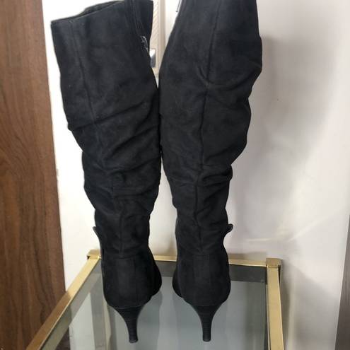 Comfortview black heeled knee high slouchy boots size 8