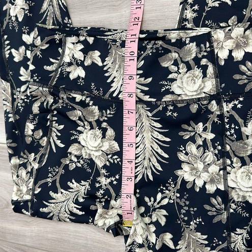 Tuckernuck  floral leggings size small