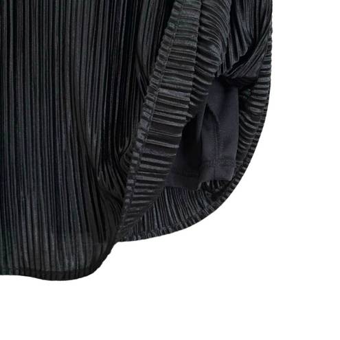 A New Day  Accordion Pleated Blouse Sz L Shiny Satin Roaring 20s Costume Feminine