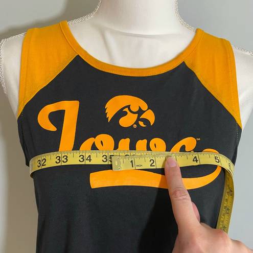 Rivalry Threads NWT University of Iowa Hawkeyes Black Gold Muscle Tee Tank Top Ringer Small New