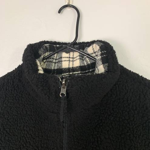 American Eagle Reversible Women’s Puffer Jacket Black Plaid Size Medium