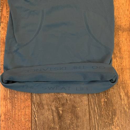 Lululemon  Women Solid Pewter Blue Swiftly Tech Racerback Seamless Tank Top 2