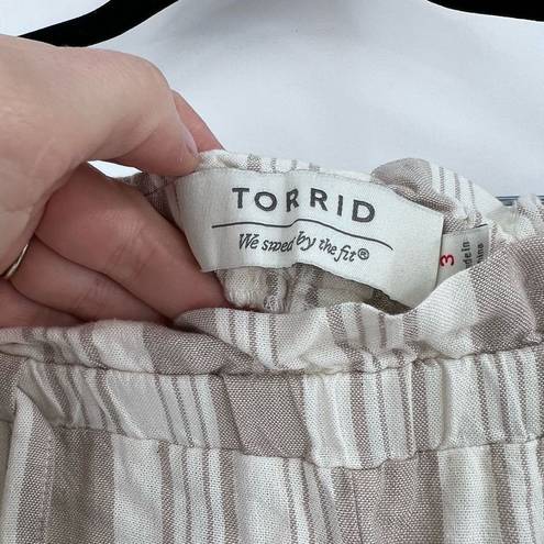 Torrid NWT  5 INCH Linen blend pull on STUDIO LUXE PONTE MID-RISE PAPERBAG WAIST