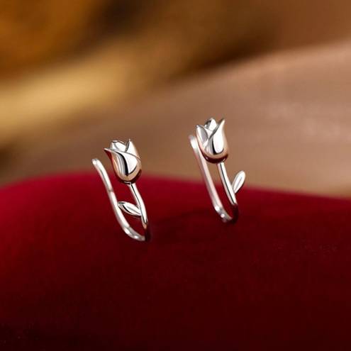 Flower Stud Earrings for Women Silver