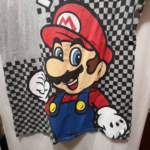 Nintendo Junior Women's Gray Super Mario Checkered  T-Shirt 2XL