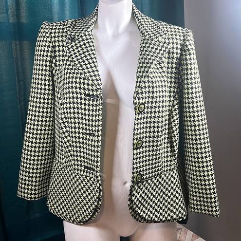 Houndstooth  blazer with neon yellow