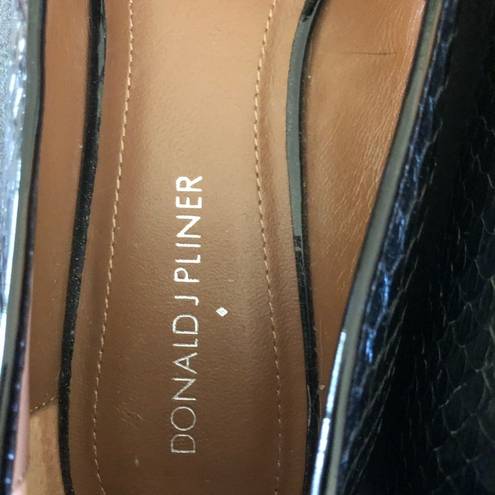 Donald Pliner Donald J Pliner ANCA Black Snake Faux Leather Flats Loafer Shoe 8.5M Pointy Toe