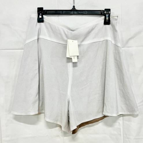 Vince NWT  Linen Blend Pull On High Waisted Flounce Flared Shorts White Womens 10