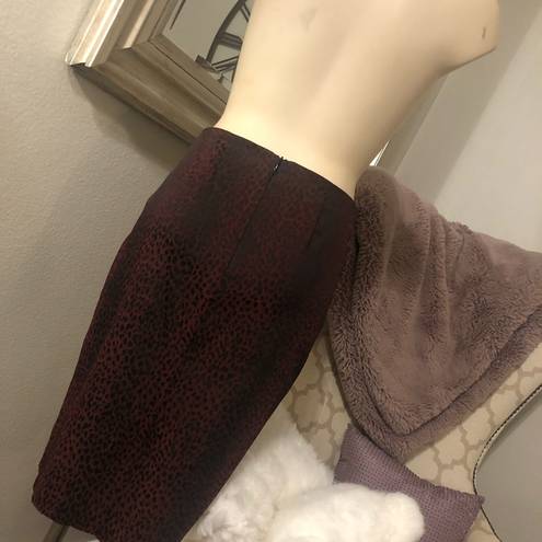 Bebe 🌺 animal print stretch pencil skirt