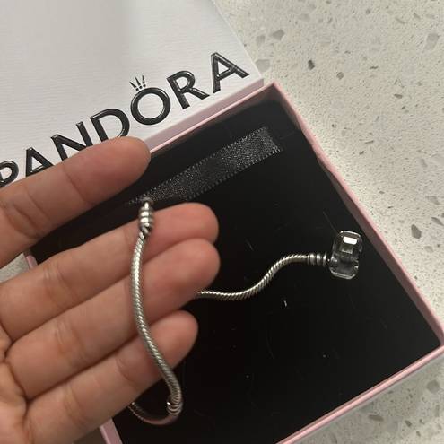 Pandora barrel clasp bracelet Size Small 6in