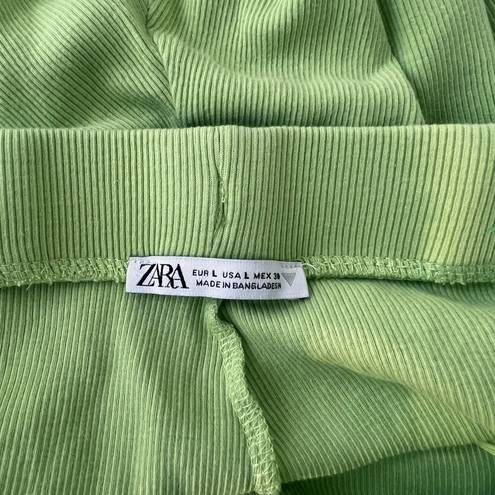 ZARA  Green sweat pants