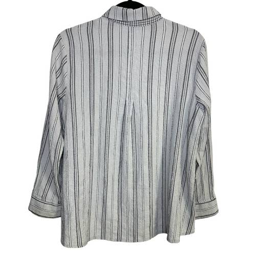 Habitat  White Black Textured Striped Buttoned Blouse Size Small