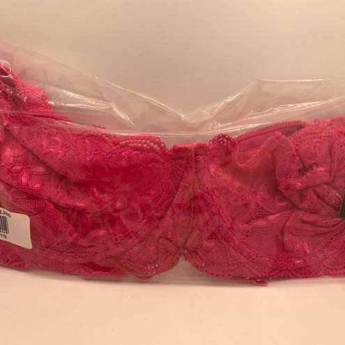 Frederick's of Hollywood  Pink Lace Bra