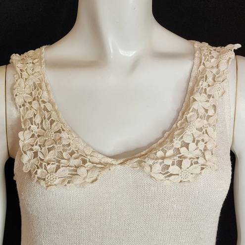 The Moon Olivia Cream Knit Top with Floral Lace Collar (S)