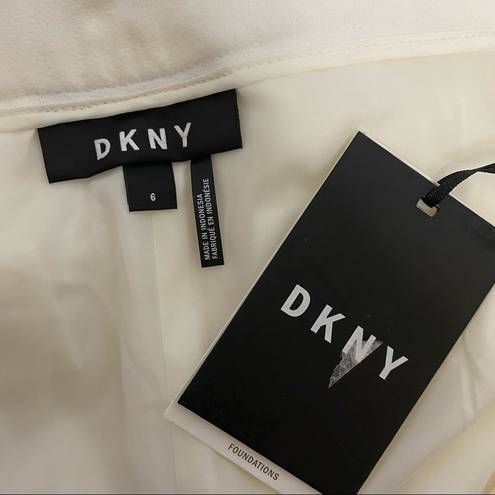 DKNY  Foundation Slim Ankle Pants in Ivory Size 6 NWT