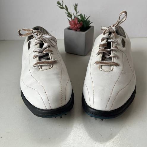 FootJoy  Extra Comfort Golf Womens Shoes Size 7.5W White 98599 Lace Up Spikes