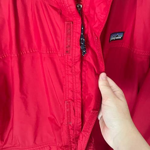 Patagonia  Red Lightweight Raincoat Size Small