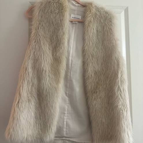 Club Monaco  VIOLET MARABOU FEATHER VEST CREAM BLUSH WOMENS S BOHO CHIC ELEGANT