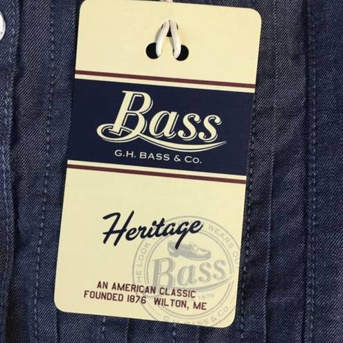 Krass&co NWT G.H. Bass &  small jean top