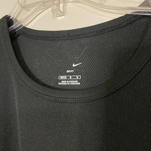 Nike  BLACK CROPPED KNIT TANK TOP SIZE MEDIUM (8-10)