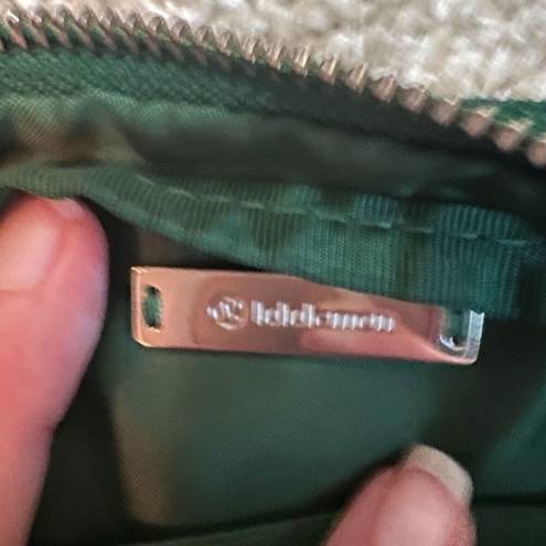 Lululemon  Athletica Womens Belt Bag 1L Kelly Green