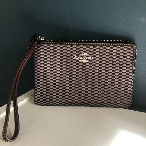 Coach NWOT  Black and Gray Wristlet