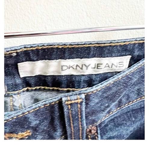 DKNY  Women’s Jeans Bootcut Mid Rise Size 6 Medium Wash