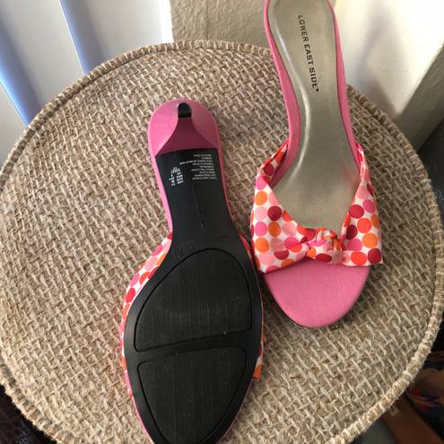 2000s pink and orange polka dot open peep toe retro kitten bow sandal 2” heels Size 6.5