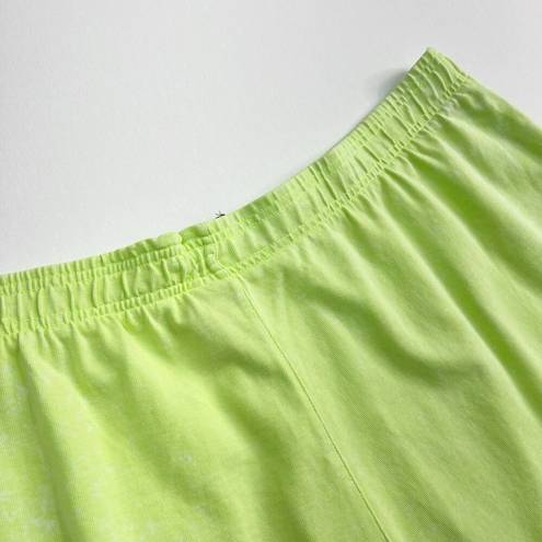 Nike  Women's Sportswear Wash Tank Top + Shorts Set Patch Ghost Green Lime Sz 2X