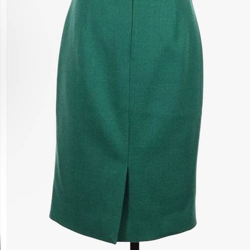 J.Crew  the pencil skirt in Kelly green size 4