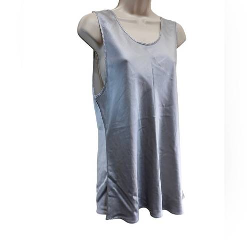 Mulberry Fishers Finery woman’s 100% pure  silk camisole in a silver color