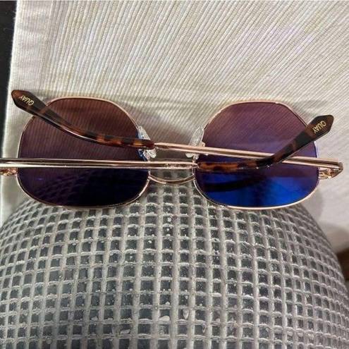 Quay Brand new  sunglasses