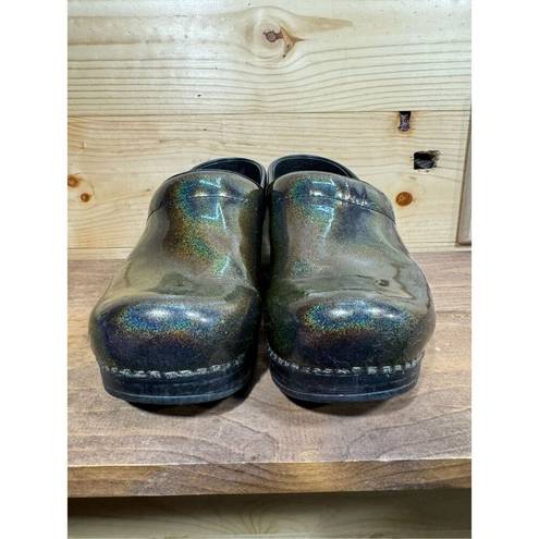 Dansko  Professional Women’s Size 36 Green Prism Sparkle Patent Leather Clogs Sho