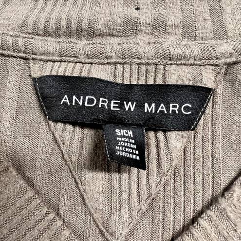 Andrew Marc Brown Taupe V Neck Vintage Sweater Size Small EUC