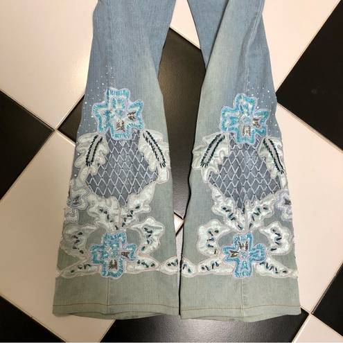 Vintage Y2K AZI Low Rise Light Wash Flare Jeans Embroidered Beaded Flares sz 28 Blue