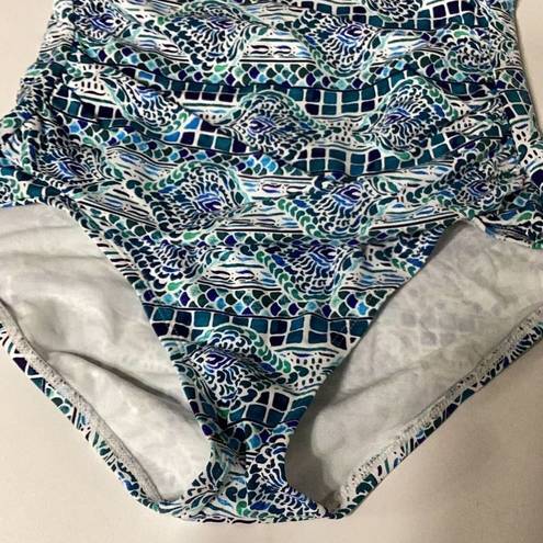 Tommy Bahama New.  V-wire swimsuit. MSRP $149