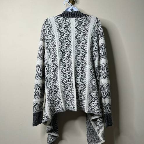 Dress Barn  Multicolor Aztec Open Front Cardigan Size XL