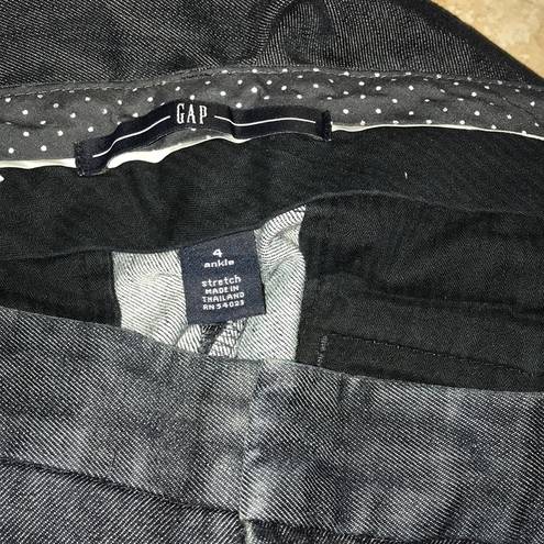 Gap  Ankle Jeans Size 4