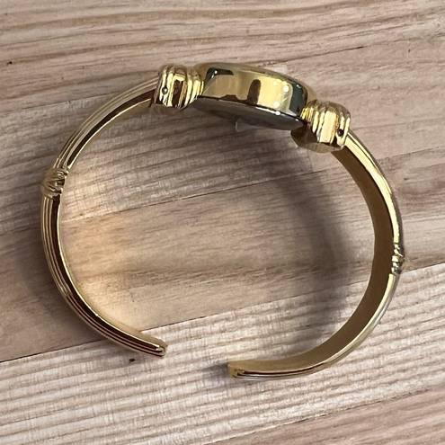 Gucci Paolo  Ladies Watch Yellow Gold Tone Bracelet and Dial Quartz NWOT