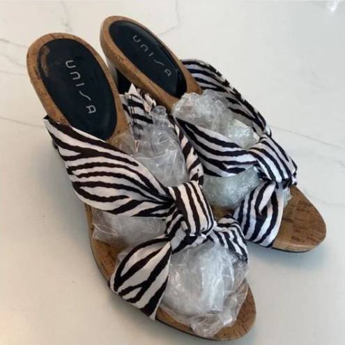 Unisa  Size‎ 8 is very cute 🦓 zebra striped heels. Women's Fashion