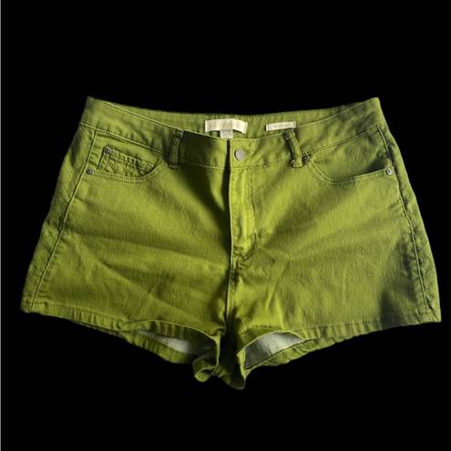 Nicki Minaj Nicky Minaj Mid-Rise Denim Green Short Shorts Size 13/14