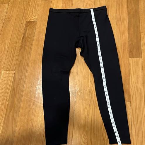 Lands'End Lands’End women’s black leggings size medium 10-12 .