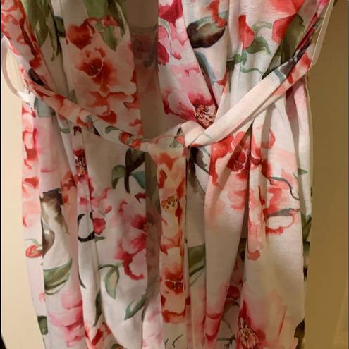 Show Me Your Mumu  ‘Garden of Blooms’ kimono robe, one size