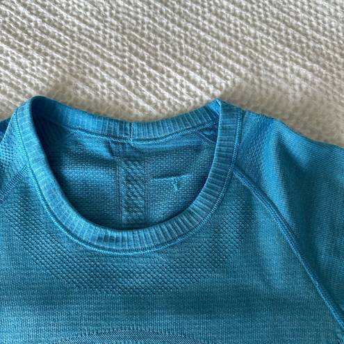 Lululemon  Swiftly Tech Short Sleeve- Heathered Beach Blanket Blue