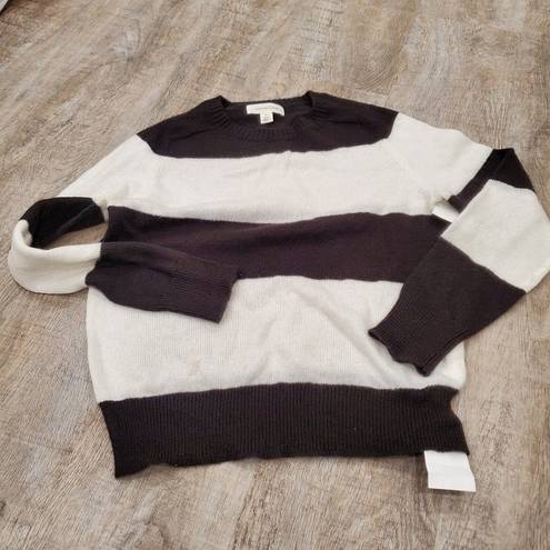 Treasure & Bond NWT  Black & White Striped Crew Neck Sweater Size XS