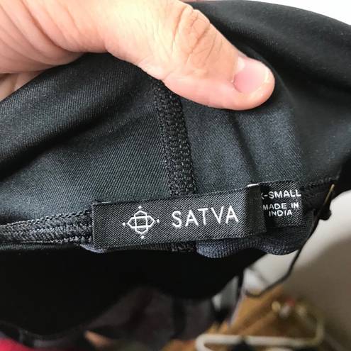 Satva  Rohi Leggings Black & Gray 9” Rise