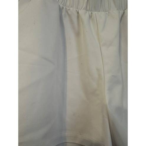 Good American  White Pull On Shorts Old Money Size M, NWT