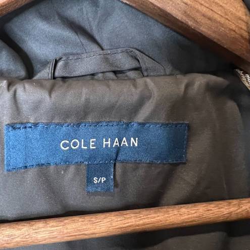 Cole Haan  Women's Back Bow Packable Hooded Rain Jacket Navy Blue Size SP