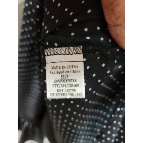 fab'rik  Women's Black 100% Polyester Long Sleeve V-Neck Blouse Size Large