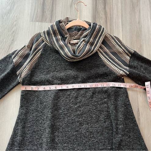 Ryu Anthropologie  S Gray Knit Oversized Sweater